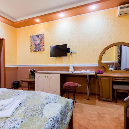 Tiso Apart Hotel Kiev Luaran gambar