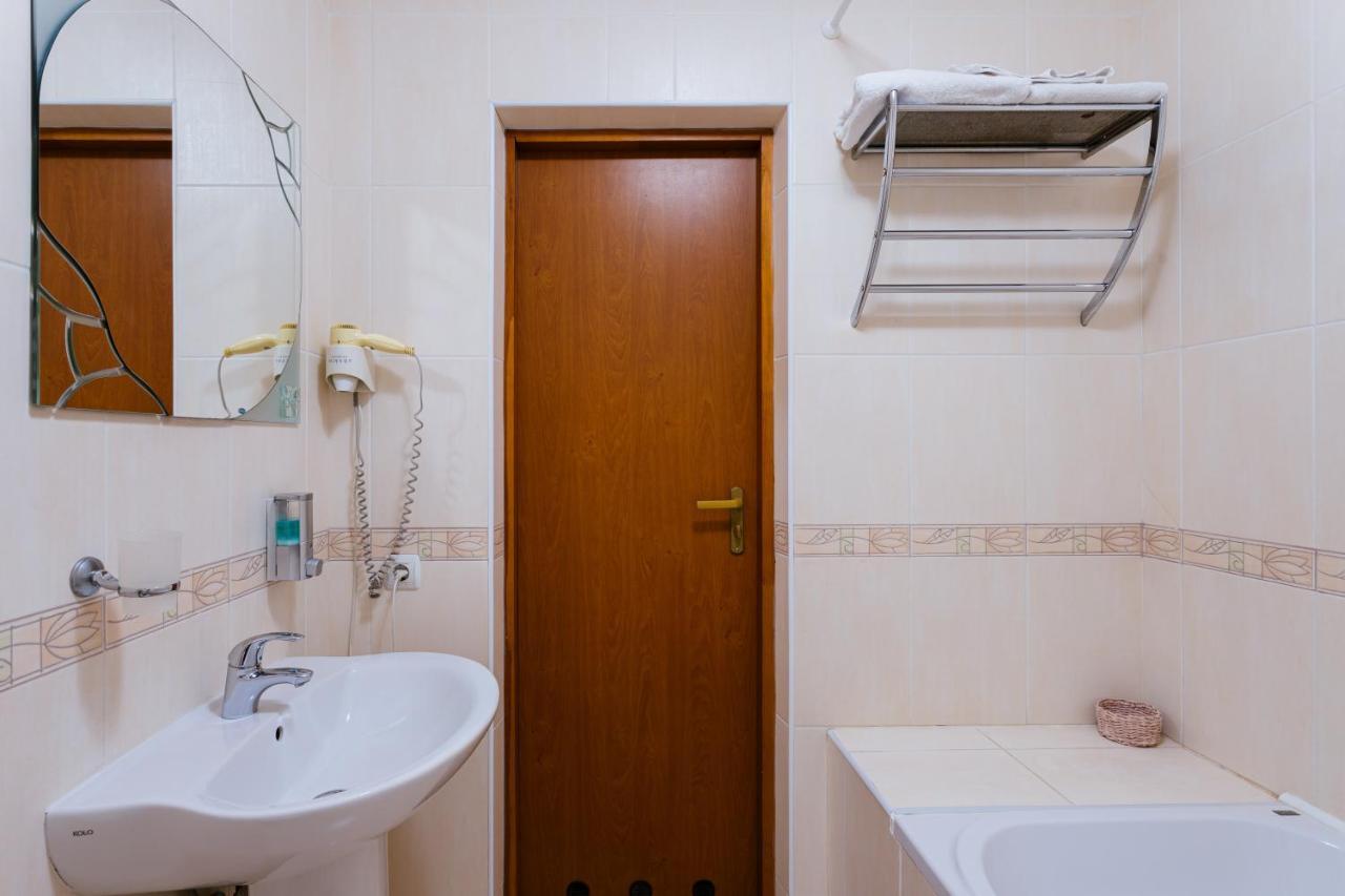 Tiso Apart Hotel Kiev Luaran gambar
