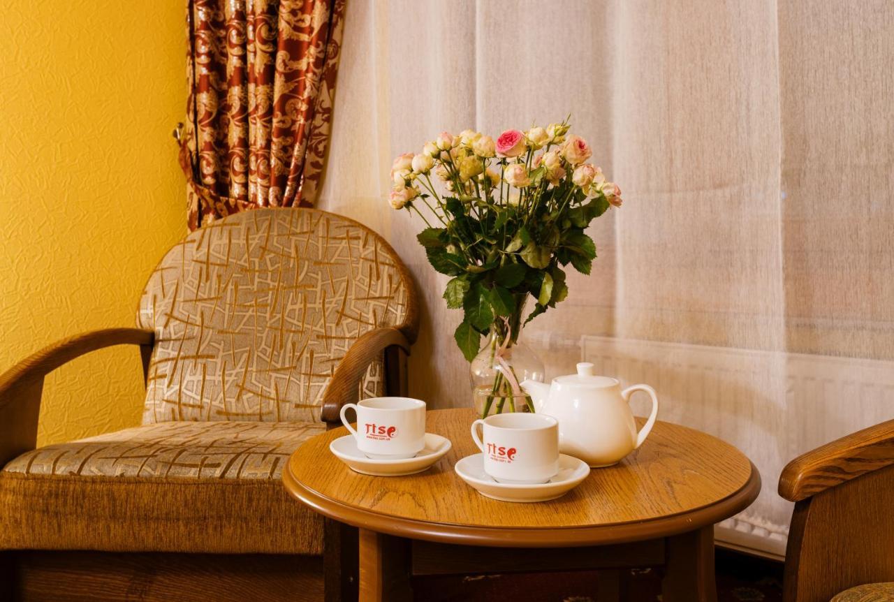 Tiso Apart Hotel Kiev Luaran gambar